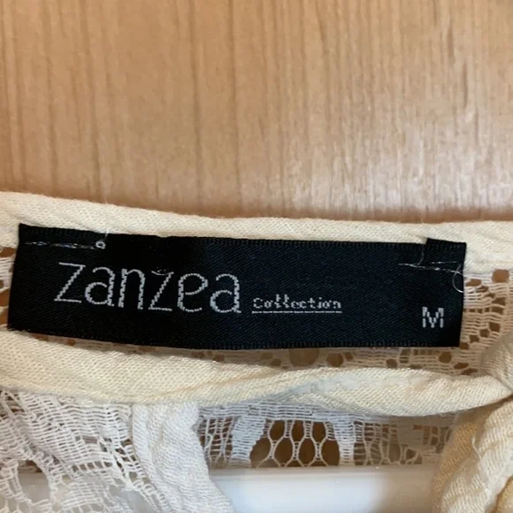 𝅺ZANZEA Collection cream long sleeve shirt w lace top w tie size Medium - Picture 3 of 6